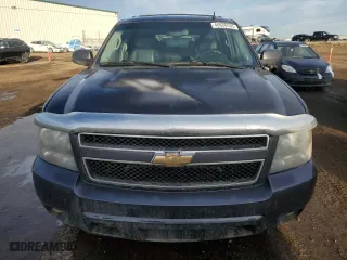 2010 Chevrolet Suburban LT with VIN 1GNUKJE33AR138995, listed as a Copart auction lot 46938435 with 281,335 mi miles and Clean Title. Bid and sale history available at carsss.com. Image 5.