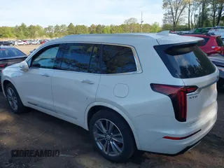 2022 Cadillac XT6 Premium Luxury z VIN 1GYKPDRS3NZ124924, wystawiony jako IAAI lot #42215418 z przebiegiem 32 368 mil mil oraz . Historia ofert i sprzedaży dostępna na DreamBid. Obrazek 14.