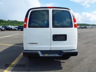 2019 Chevrolet Express Cargo with VIN 1GCWGAFP8K1370495, listed as a IAAI auction lot 42692818 with 73,398 mi miles and . Bid and sale history available at DreamBid. Image 16.