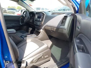 2019 Chevrolet Colorado 2WD Z71 with VIN 1GCGSDEN9K1355783, listed as a IAAI auction lot 41884595 with 78,827 mi miles. Bid and sale history available at carsss.com. Image 5.