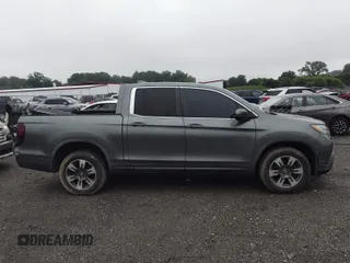 2017 Honda Ridgeline RTL с VIN 5FPYK3F58HB006571, выставлен на аукционе IAAI как лот 42515515 с пробегом 107 910 миль миль и . История ставок и продаж доступна на DreamBid. Изображение 14.