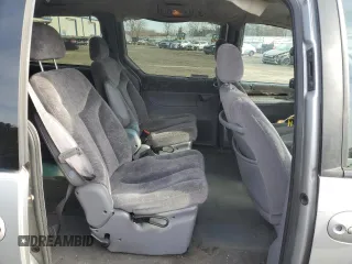 2000 Chrysler Town & Country LX z VIN 1C4GP44G2YB717718, wystawiony jako Copart lot #44685025 z przebiegiem 188 889 mil mil oraz Szkoda całkowita • Salvage title. Historia ofert i sprzedaży dostępna na DreamBid. Obrazek 11.