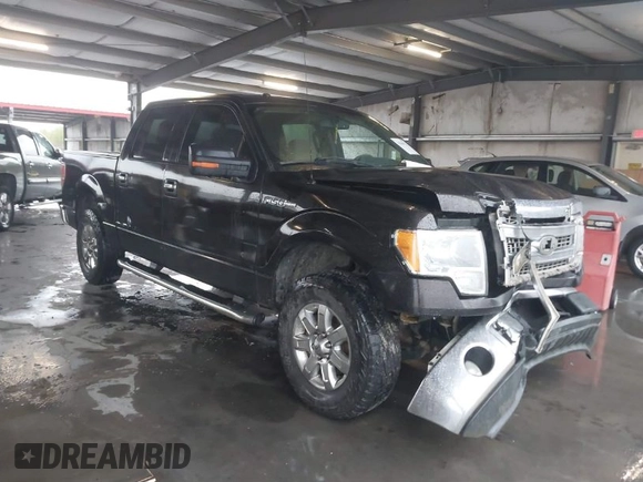 2014 Ford F-150 XL with VIN 1FTFW1CF1EKE50377, listed as a IAAI auction lot 41840173 with 221,366 mi miles. Bid and sale history available at carsss.com. Image 1.