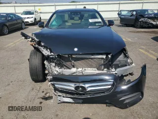 2017 Mercedes-Benz E 300 Luxury with VIN WDDZF4KB4HA156839, listed as a Copart auction lot 62692845 with 42,099 mi miles and Salvage title. Bid and sale history available at DreamBid. Image 5.