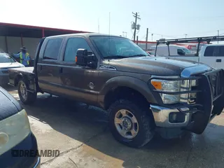 2015 Ford F-250 Lariat z VIN 1FT7W2BT8FED53078, wystawiony jako IAAI lot #41957641 z przebiegiem 305 396 mil mil oraz . Historia ofert i sprzedaży dostępna na DreamBid. Obrazek 13.