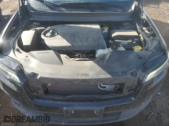 2020 Jeep Cherokee Altitude with VIN 1C4PJMLX0LD637172, listed as a Copart auction lot 46215785 with 35,019 mi miles and Salvage Title. Bid and sale history available at carsss.com. Image 13.
