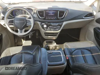 2018 Chrysler Pacifica Limited with VIN 2C4RC1GG6JR314444, listed as a Copart auction lot 54577185 with 102,022 mi miles and Salvage title. Bid and sale history available at DreamBid. Image 8.
