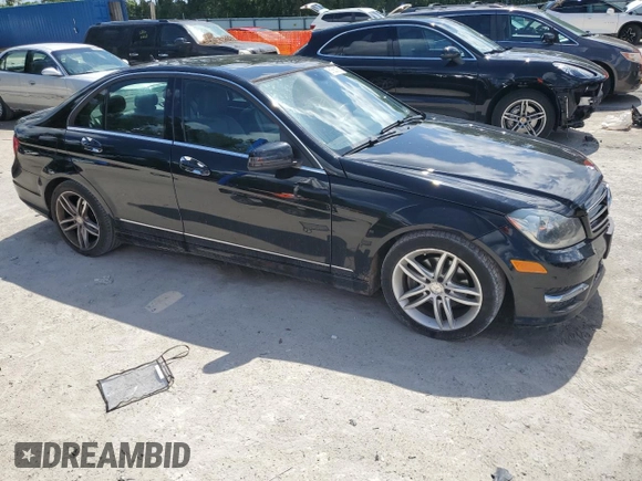2014 Mercedes-Benz C 250 Sport с VIN WDDGF4HB0EA963286, выставлен на аукционе Copart как лот 61560185 с пробегом 120 689 миль миль и Списание • Salvage title. История ставок и продаж доступна на DreamBid. Изображение 4.