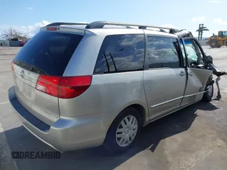 2005 Toyota Sienna CE with VIN 5TDZA23C95S261007, listed as a IAAI auction lot 42130492 with 215,717 mi miles and . Bid and sale history available at DreamBid. Image 4.