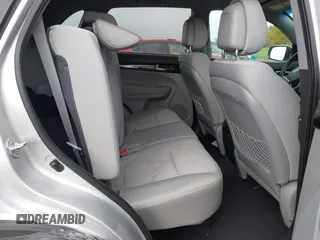 2011 Kia Sorento LX with VIN 5XYKT3A14BG050650, listed as a IAAI auction lot 40529423 with 53,301 mi miles. Bid and sale history available at carsss.com. Image 8.