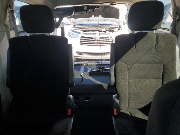 2016 Dodge Grand Caravan SXT with VIN 2C4RDGCG5GR374875, listed as a Copart auction lot 45921945 with 121,366 mi miles and Non Repairable. Bid and sale history available at carsss.com. Image 10.