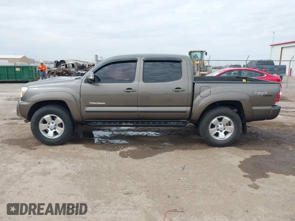 2013 Toyota Tacoma with VIN 3TMLU4EN6DM118537, listed as a IAAI auction lot 41824193 with 158,504 mi miles and . Bid and sale history available at DreamBid. Image 14.