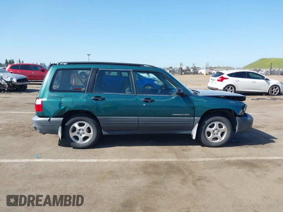 2001 Subaru Forester L with VIN JF1SF63561G719978, listed as a IAAI auction lot 41993814 with 208,781 mi miles. Bid and sale history available at carsss.com. Image 13.