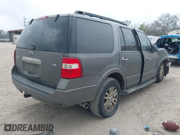 2014 Ford Expedition XLT with VIN 1FMJU1H52EEF06868, listed as a IAAI auction lot 41783337 with Not provided miles and . Bid and sale history available at DreamBid. Image 4.