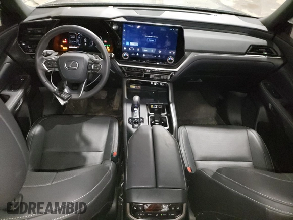2024 Lexus TX 350 z VIN 5TDAAAB66RS006548, wystawiony jako Copart lot #53326845 z przebiegiem 15 804 mil mil oraz Szkoda całkowita • Salvage title. Historia ofert i sprzedaży dostępna na DreamBid. Obrazek 8.