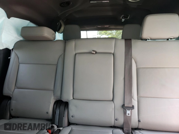 2022 Chevrolet Suburban Z71 with VIN 1GNSKDKDXNR254271, listed as a Copart auction lot 62811314 with Not Provided miles and Salvage Title. Bid and sale history available at DreamBid. Image 10.