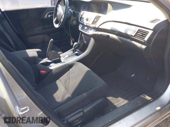 2013 Honda Accord LX z VIN 1HGCR2F33DA234344, wystawiony jako IAAI lot #42275175 z przebiegiem 160 428 mil mil oraz . Historia ofert i sprzedaży dostępna na DreamBid. Obrazek 5.