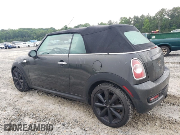 2013 MINI Convertible S с VIN WMWZP3C58DT550592, выставлен на аукционе Copart как лот 56250685 с пробегом 141 821 миль миль и Списание • Salvage title. История ставок и продаж доступна на DreamBid. Изображение 2.