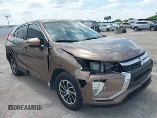 2020 Mitsubishi Eclipse Cross ES z VIN JA4AS3AA8LZ001737, wystawiony jako IAAI lot #42626522 z przebiegiem 152 511 mil mil oraz . Historia ofert i sprzedaży dostępna na DreamBid. Obrazek 17.