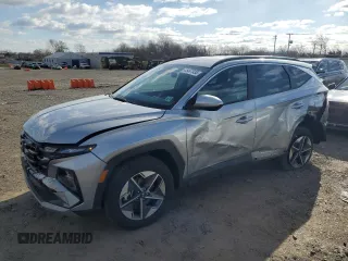2025 Hyundai Tucson SEL with VIN 5NMJBCDE4SH499989, listed as a Copart auction lot 45467935 with 1,162 mi miles and Salvage Title. Bid and sale history available at carsss.com. Image 1.