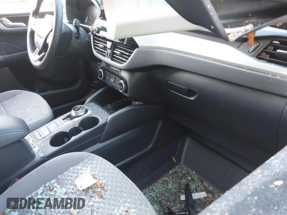 2021 Ford Escape SE z VIN 1FMCU9G66MUA11210, wystawiony jako IAAI lot #42205135 z przebiegiem 35 165 mil mil oraz . Historia ofert i sprzedaży dostępna na DreamBid. Obrazek 5.