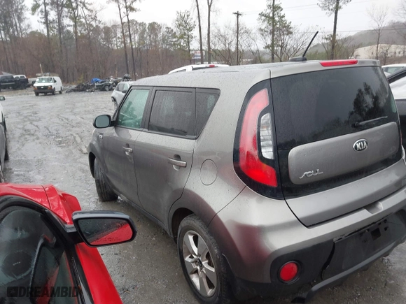 2017 Kia Soul with VIN KNDJN2A25H7501924, listed as a IAAI auction lot 41560328 with 116,642 mi miles. Bid and sale history available at carsss.com. Image 3.