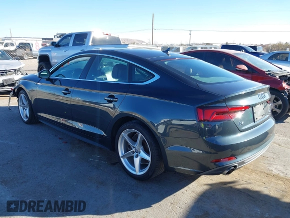 2018 Audi A5 Sportback Premium z VIN WAUDNCF52JA044291, wystawiony jako IAAI lot #41219360 z przebiegiem 86 273 mil mil oraz . Historia ofert i sprzedaży dostępna na DreamBid. Obrazek 3.