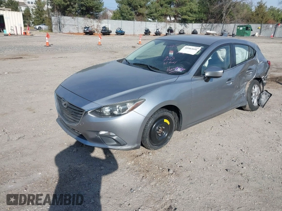 2014 Mazda 3 i Touring z VIN JM1BM1L78E1185248, wystawiony jako IAAI lot #40983056 z przebiegiem 140 911 mil mil oraz . Historia ofert i sprzedaży dostępna na DreamBid. Obrazek 16.