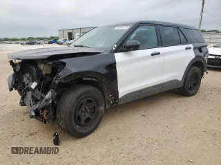 2024 Ford Police Interceptor Utility z VIN 1FM5K8AB2RGA27330, wystawiony jako Copart lot #54846175 z przebiegiem 17 338 mil mil oraz Szkody całkowita. Historia ofert i sprzedaży dostępna na DreamBid. Obrazek 1.