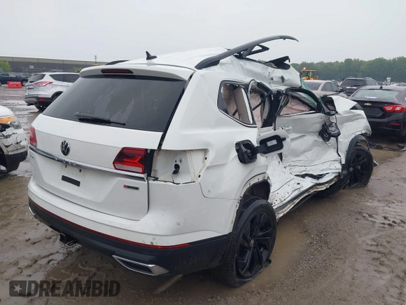 2022 Volkswagen Atlas SE with VIN 1V2KR2CA0NC509427, listed as a IAAI auction lot 42440164 with 52,898 mi miles and . Bid and sale history available at DreamBid. Image 4.