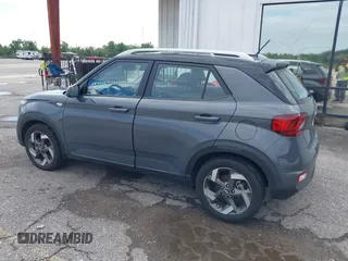 2023 Hyundai Venue SEL с VIN KMHRC8A33PU273678, выставлен на аукционе IAAI как лот 40372140 с пробегом 16 974 миль миль и . История ставок и продаж доступна на DreamBid. Изображение 14.