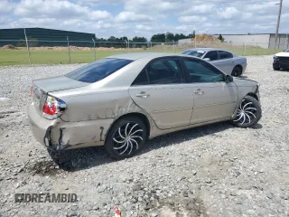 2005 Toyota Camry STD z VIN 4T1BE32K85U098314, wystawiony jako Copart lot #51684685 z przebiegiem 232 792 mil mil oraz Szkoda całkowita • Salvage title. Historia ofert i sprzedaży dostępna na DreamBid. Obrazek 3.
