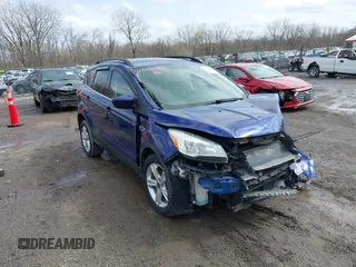 2014 Ford Escape SE z VIN 1FMCU0GX7EUA68912, wystawiony jako IAAI lot #41948693 z przebiegiem 173 952 mil mil oraz . Historia ofert i sprzedaży dostępna na DreamBid. Obrazek 1.