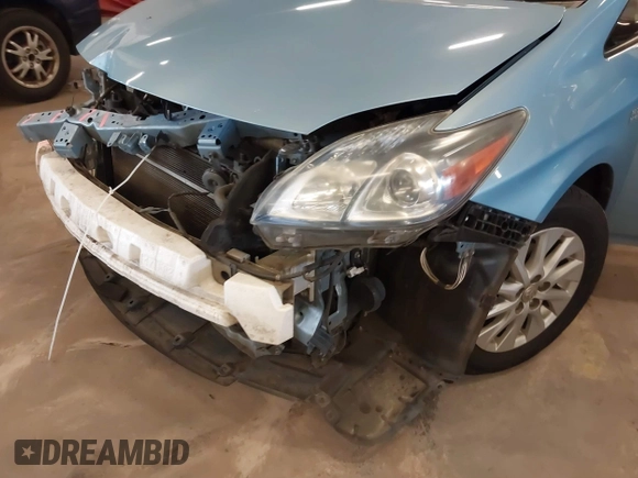 2013 Toyota Prius with VIN JTDKN3DP6D3036427, listed as a IAAI auction lot 41883540 with 173,781 mi miles and . Bid and sale history available at DreamBid. Image 20.