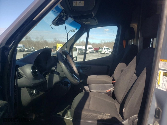 2021 Mercedes-Benz Sprinter Cargo Van with VIN W1Y40CHY0MT071017, listed as a Copart auction lot 39028293 with 0 mi miles. Bid and sale history available at carsss.com. Image 7.