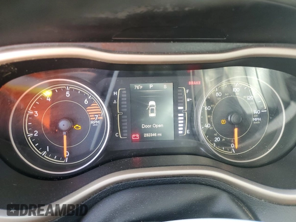 2016 Jeep Cherokee Altitude с VIN 1C4PJLABXGW319670, выставлен на аукционе Copart как лот 46796515 с пробегом 232 346 миль миль и Списание • Salvage title. История ставок и продаж доступна на DreamBid. Изображение 9.