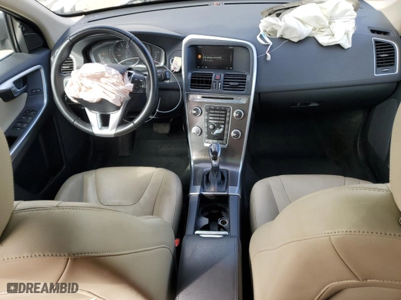 2016 Volvo XC60 T5 Drive-E Premier with VIN YV440MDK9G2853738, listed as a Copart auction lot 49302545 with 91,854 mi miles and Salvage Title. Bid and sale history available at carsss.com. Image 8.