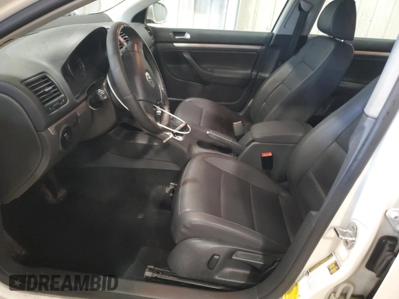 2008 Volkswagen Jetta SE with VIN 3VWRZ71K58M139438, listed as a Copart auction lot 56908155 with 91,592 mi miles and Salvage title. Bid and sale history available at DreamBid. Image 7.