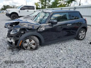 2021 MINI Hardtop Cooper with VIN WMWXR3C05M2P13632, listed as a Copart auction lot 62595415 with 38,797 mi miles and Clean title. Bid and sale history available at DreamBid. Image 1.