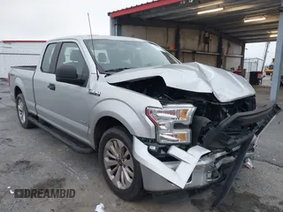 2016 Ford F-150 XL z VIN 1FTEX1CP8GKE34021, wystawiony jako IAAI lot #41921351 z przebiegiem 128 194 mil mil oraz . Historia ofert i sprzedaży dostępna na DreamBid. Obrazek 1.