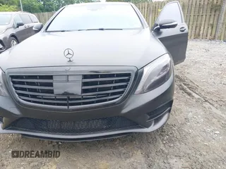 2014 Mercedes-Benz S 550 z VIN WDDUG8FB7EA035212, wystawiony jako IAAI lot #42376437 z przebiegiem 126 879 mil mil oraz . Historia ofert i sprzedaży dostępna na DreamBid. Obrazek 6.
