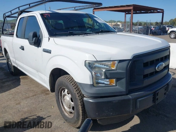 2015 Ford F-150 XL with VIN 1FTEX1C89FFC78555, listed as a IAAI auction lot 41989102 with 216,655 mi miles. Bid and sale history available at carsss.com. Image 1.