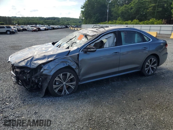 2021 Volkswagen Passat SE z VIN 1VWSA7A37MC009450, wystawiony jako Copart lot #56953915 z przebiegiem 69 954 mil mil oraz Szkoda całkowita • Salvage title. Historia ofert i sprzedaży dostępna na DreamBid. Obrazek 1.