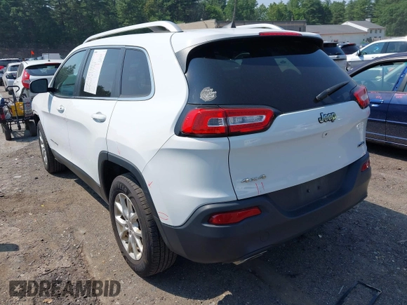 2016 Jeep Cherokee Latitude with VIN 1C4PJMCS6GW236286, listed as a IAAI auction lot 42492859 with 152,242 mi miles and . Bid and sale history available at DreamBid. Image 3.