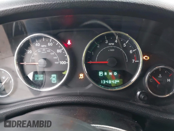 2015 Jeep Wrangler Sport with VIN 1C4AJWAG6FL501160, listed as a IAAI auction lot 41941661 with 134,842 mi miles. Bid and sale history available at carsss.com. Image 7.