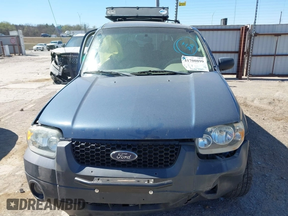 2006 Ford Escape XLT z VIN 1FMCU93126KB09191, wystawiony jako IAAI lot #41700899 z przebiegiem 123 345 mil mil oraz . Historia ofert i sprzedaży dostępna na DreamBid. Obrazek 12.