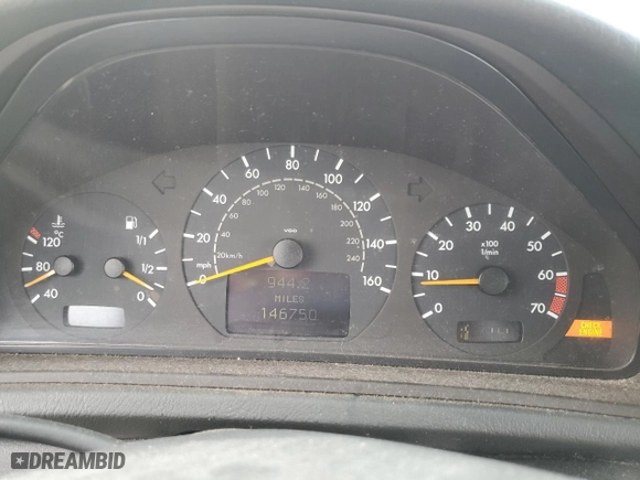 2003 Mercedes-Benz CLK-Class 3.2L with VIN WDBLK65G23T135336, listed as a Copart auction lot 73281474 with 146,750 mi miles and Salvage Title. Bid and sale history available at carsss.com. Image 9.