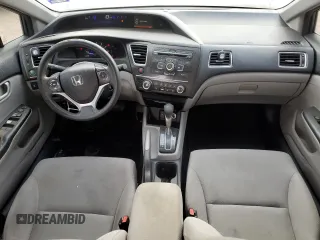 2013 Honda Civic LX z VIN 2HGFB2F55DH300459, wystawiony jako Copart lot #53210385 z przebiegiem 161 534 mil mil oraz Czysty tytuł • Clean title. Historia ofert i sprzedaży dostępna na DreamBid. Obrazek 8.