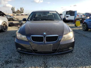 2007 BMW 3 Series 328i with VIN WBAVC53597FZ76428, listed as a Copart auction lot 47810725 with 138,250 mi miles and Salvage Title. Bid and sale history available at carsss.com. Image 5.