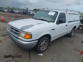 1997 Ford Ranger XLT z VIN 1FTCR10A8VUD39042, wystawiony jako IAAI lot #41888576 z przebiegiem 131 902 mil mil oraz . Historia ofert i sprzedaży dostępna na DreamBid. Obrazek 2.